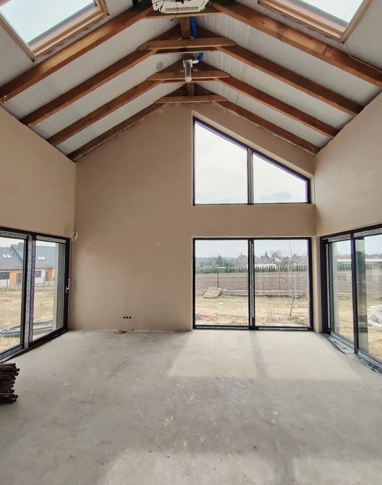 Tynki maszynowe, prace budowlane