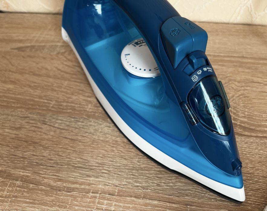 Праска ручна з функцією пару Phillips