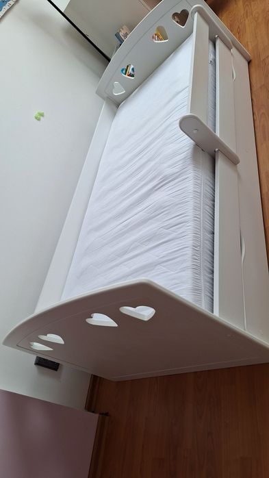 Łóżko dla dziewczynki