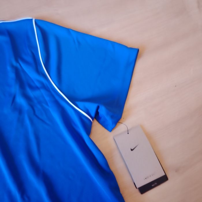 Koszulka nowa Nike dry