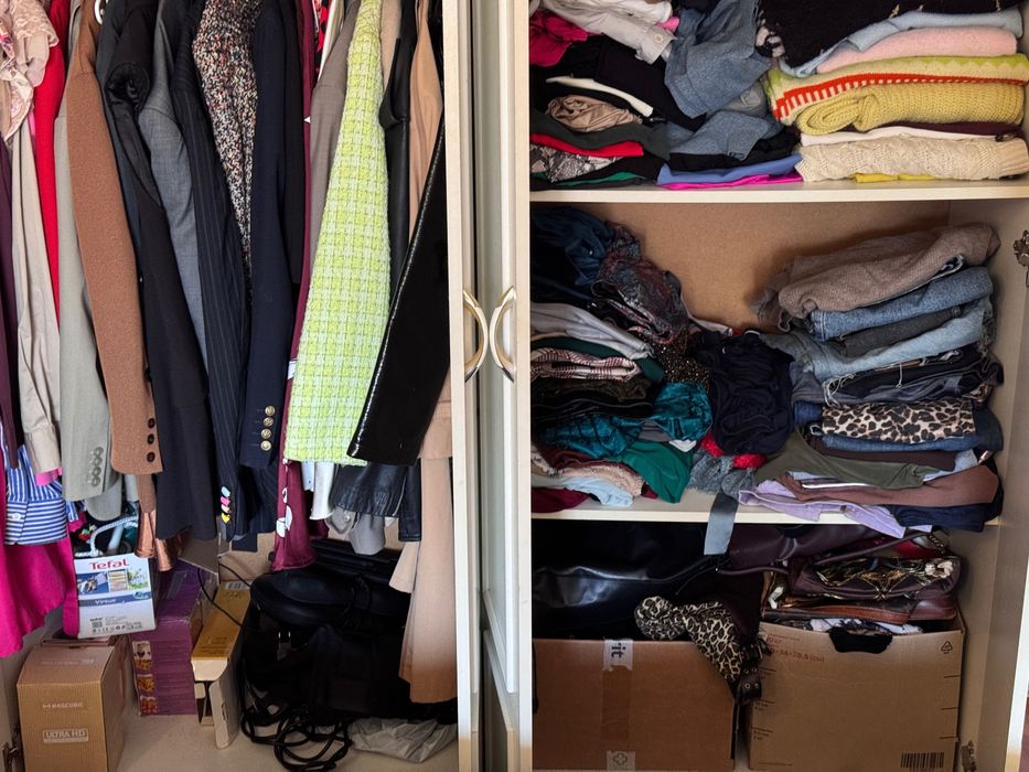 Шкаф двухдверный