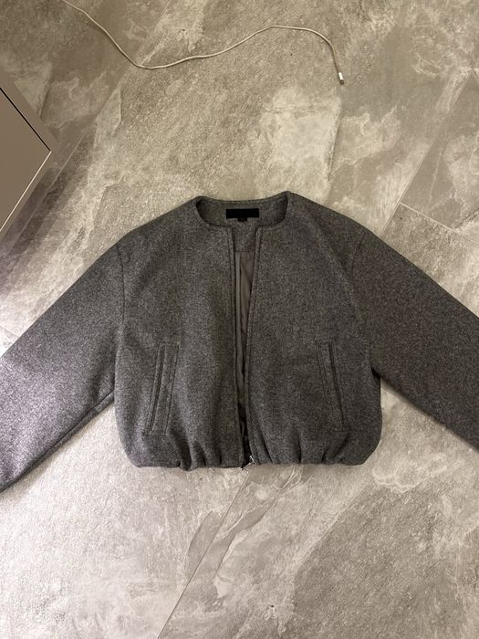 Бомбер від бренду Zara, розмір s