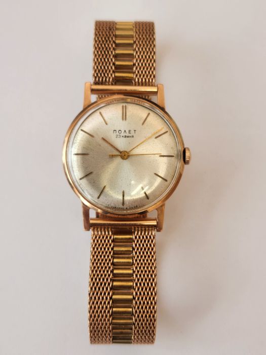 Золотые наручные часы Полет 23 камня