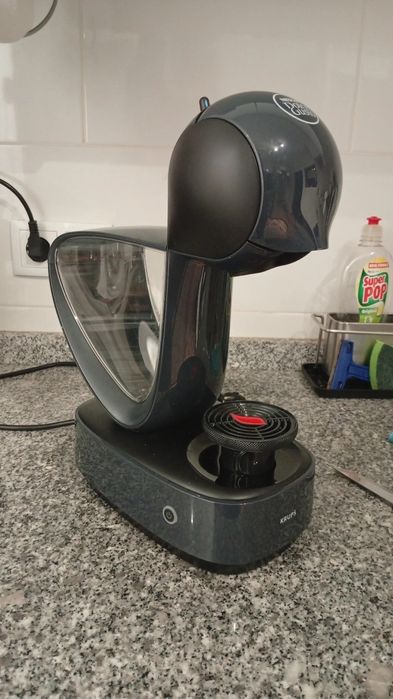 Máquina café dolce gusto (nova)