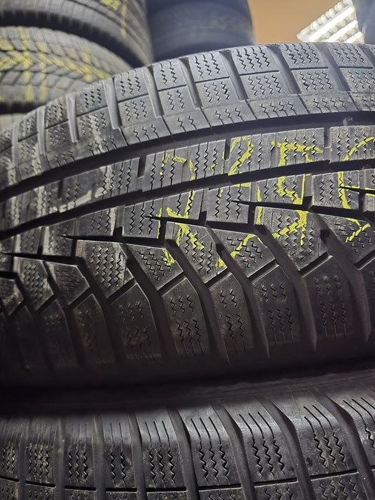235/60R18 Hankook Winter I*Cept Evo 2 SUV