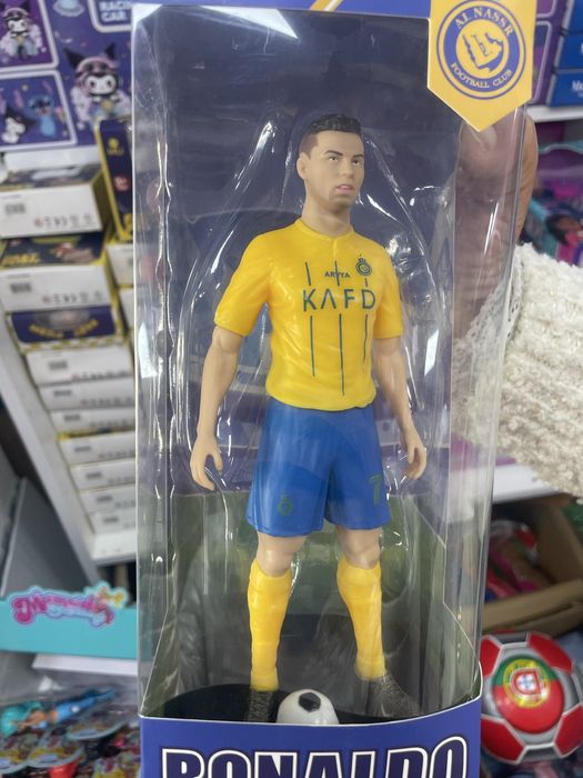 Collectible Figures64586205751298120