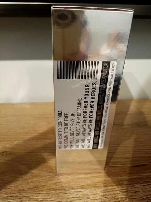 Woda toaletowa Heroes  212 Men 150 ml