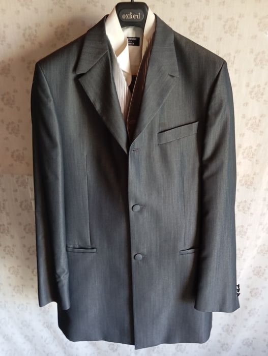 Fato completo de marca e cacasos L e XL