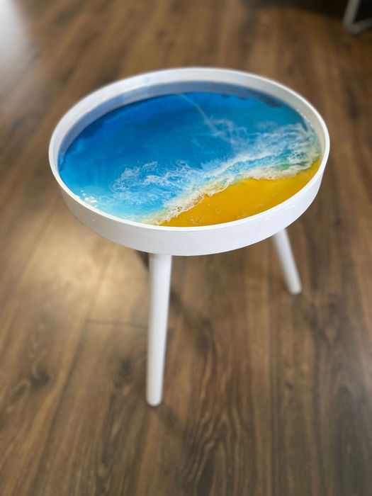 Столик зі смоли ручна робота