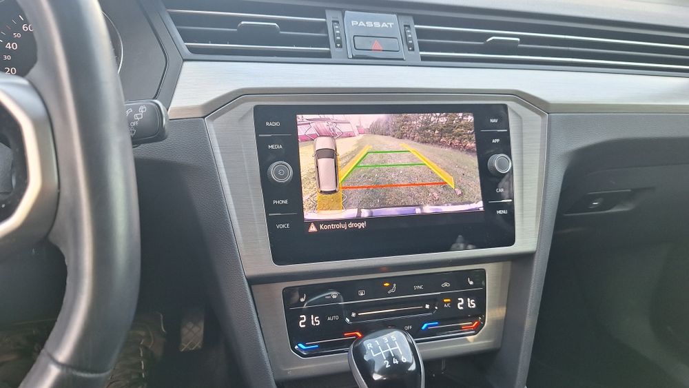 VW Passat Kombi B8 2022r 2.0TDI MANUAL