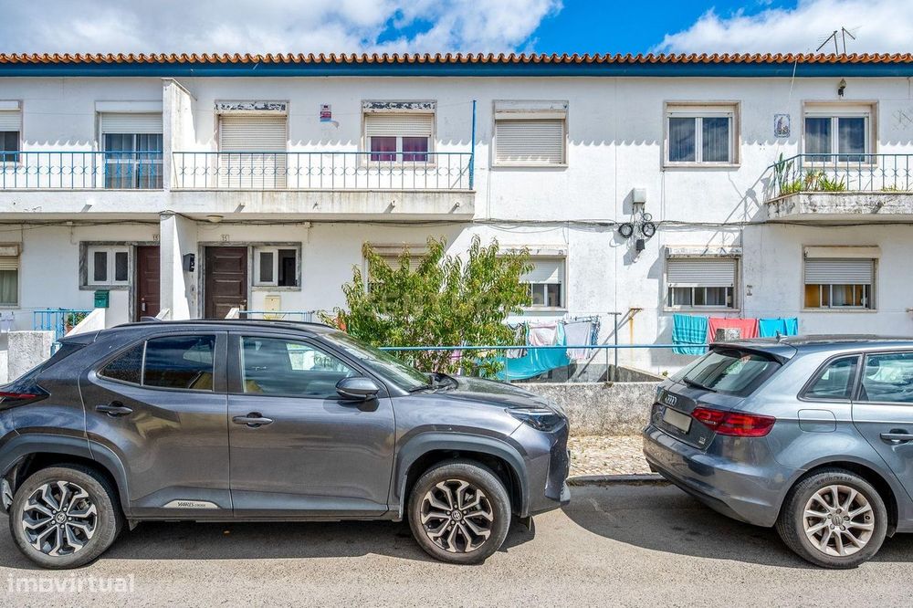 Apartamento T2 - arrendado até Janeiro 2029