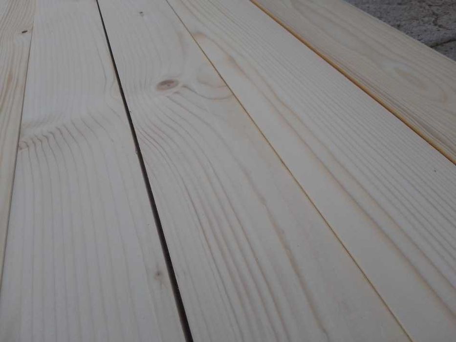 Deska świerkowa heblowana  140 cm x 9 cm