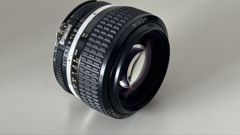 Nikon F3 hp COMO NOVA com lente e Motor