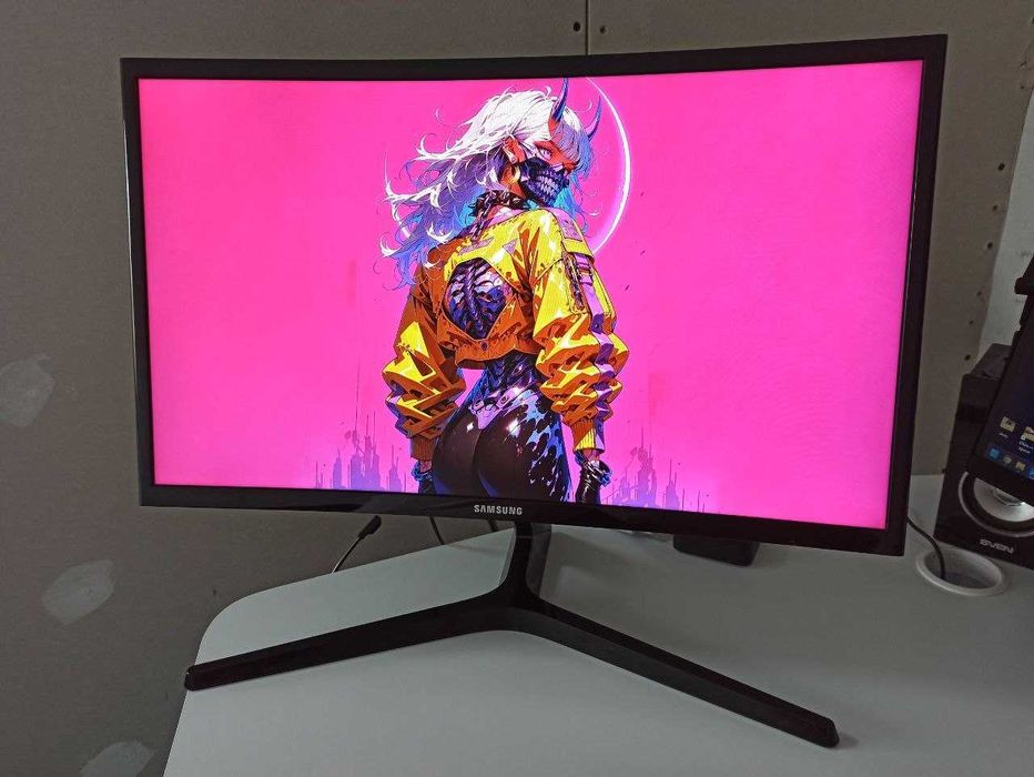 Игровой монитор 24" Samsung C24RG50 144Hz / Изогнутый / HDMI / DP
