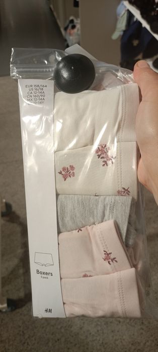 HM , Primark трусики на дівчинку