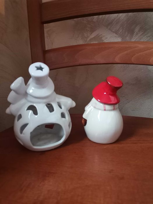 Dwie ceramiczne ozdoby świąteczne