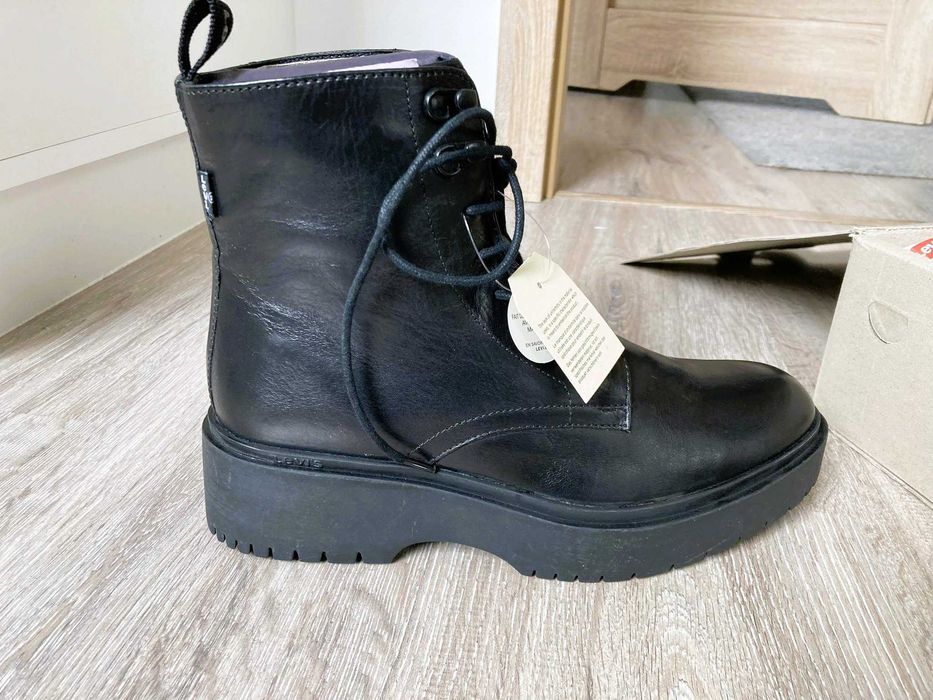 Levi's® BRIA  Skórzane botki na platformie. Nowe z metką rozm. 39.