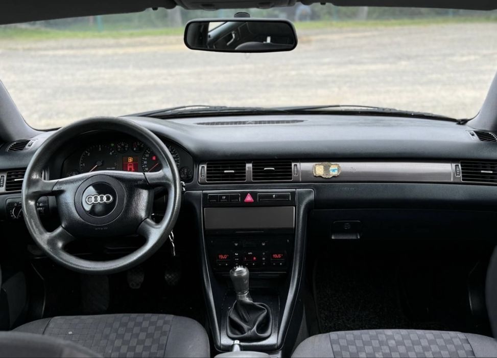 Продам аудюшку а6 с5