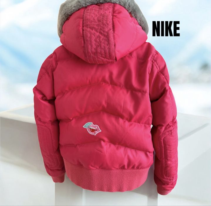 Oryginalna kurtka puchowa zimowa Nike M ocieplana kaptur narciarska