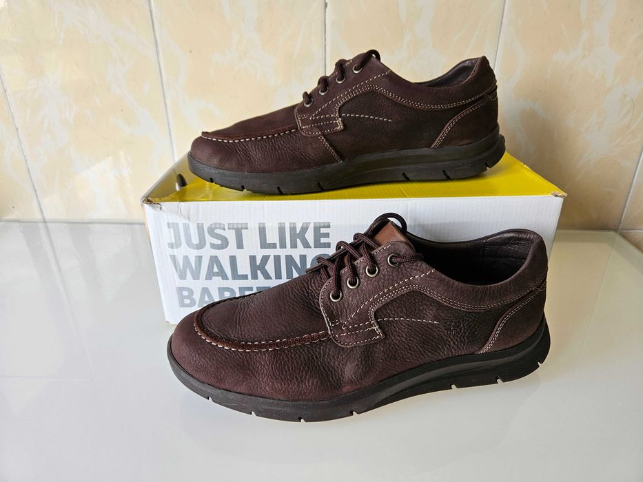 Sapatos Homem 24 HRS tamanho 42