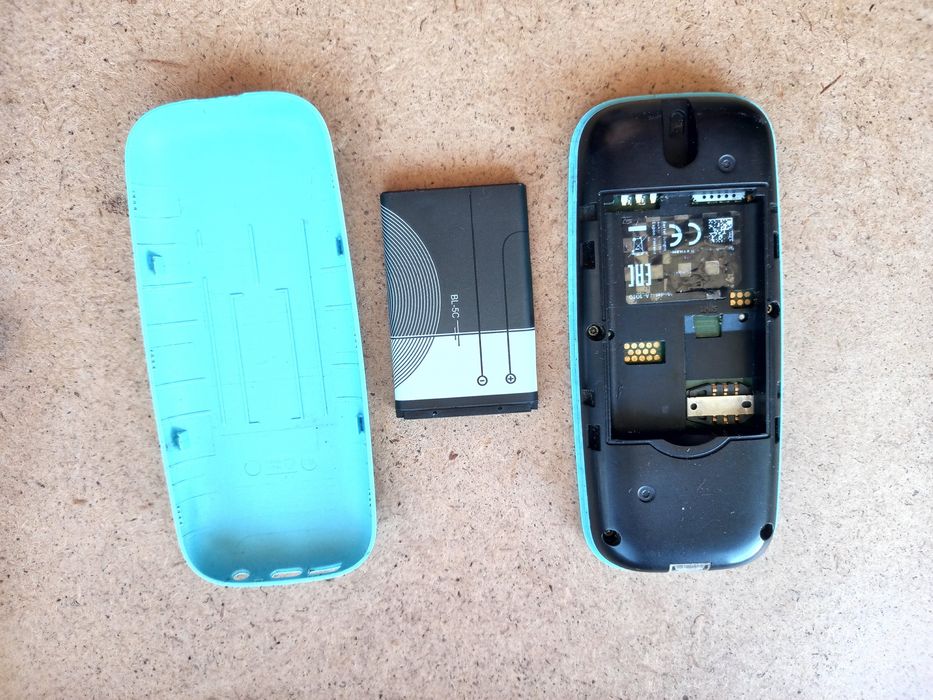 Телефон Nokia 105