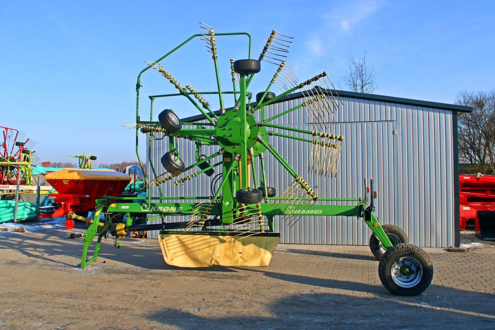 Zgrabiarka dwukaruzelowa Krone Swadro 700 nie Kuhn Class 2 gwiazdowa