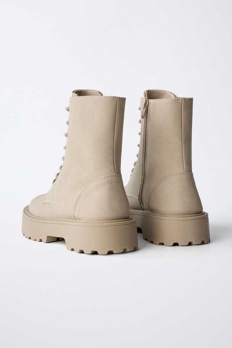 Нові черевики ботинки Zara розмір 35 на шнурівці та блискавці