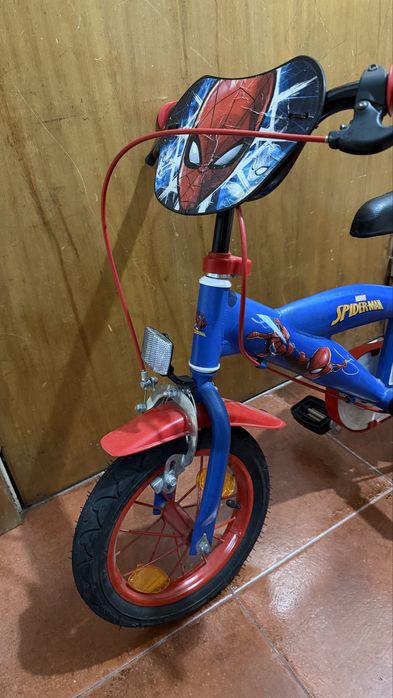 Bicicleta  Menino  do Homem Aranha 12” Impecavel