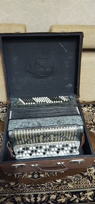 3/4 баян Кунгур.