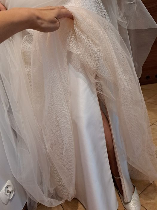 Suknia ślubna długa dla wysokiej panny młodej ecru roz 40/42