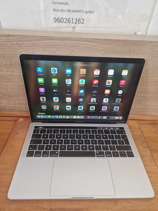 MacBook Pro TOUCH BAR 2019 i7 16gb ram