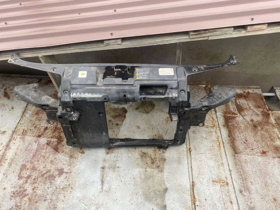 передняя панель телевизор шкода фабия