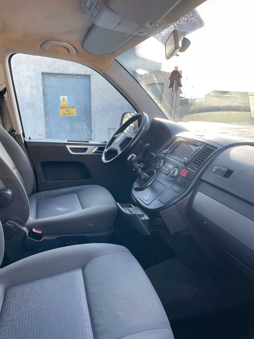 VW MULTIVAN 2,5 7 osobowy (2-2-3)
