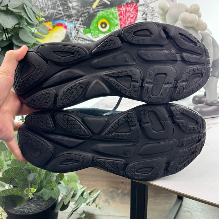 Кросівки Hoka Bondi 8 48 розмір Е6364