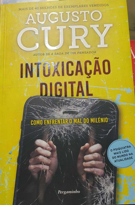 Colleen Hoover,Freida Mcfadden, Julia Quinn, José Rodrigues dos Santos