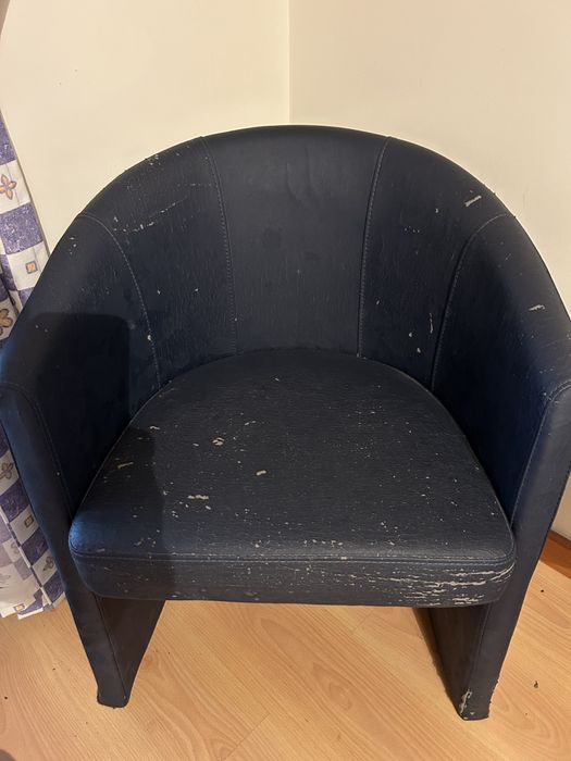 Poltrona de quarto azul