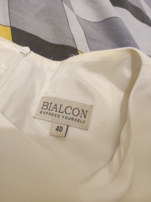 Elegancka sukienka Bialcon