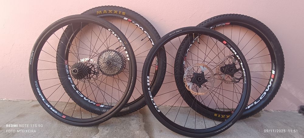 Rodas Notubes ZTR + DT Suiss 27.5 (2-BTT+2-Estrada)
