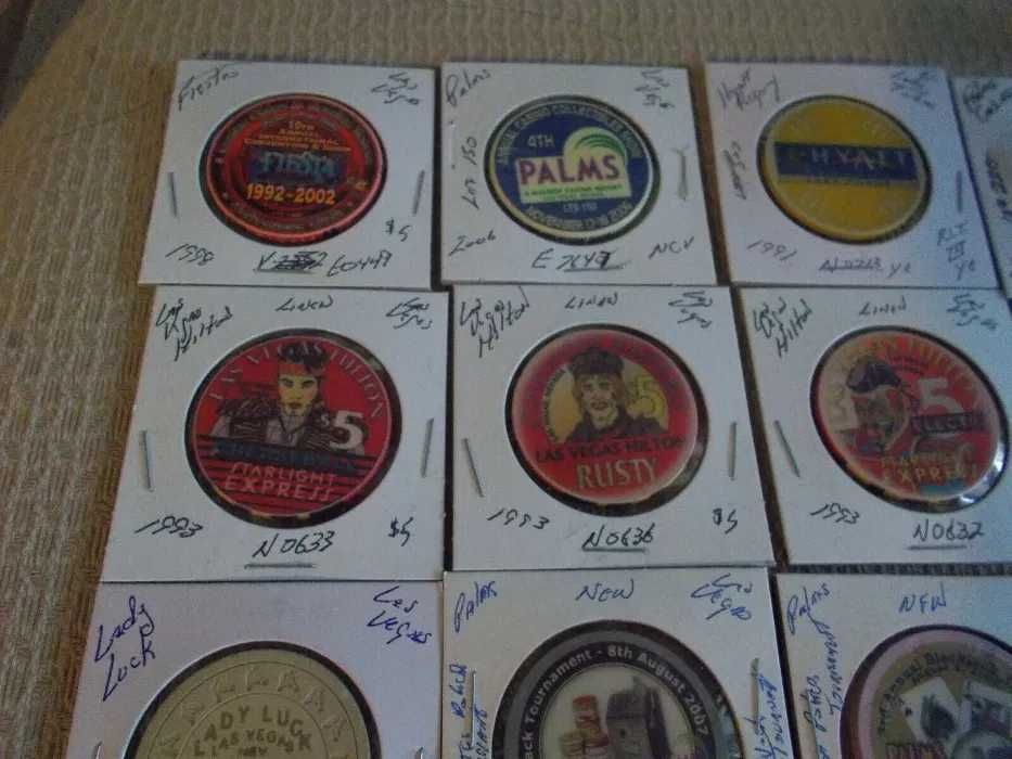 Zestaw żetonów do kasyna