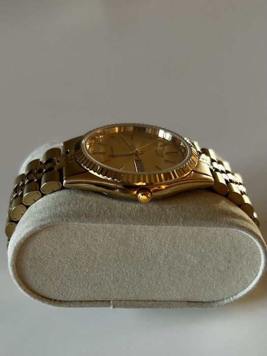 Citizen Quartz daydate