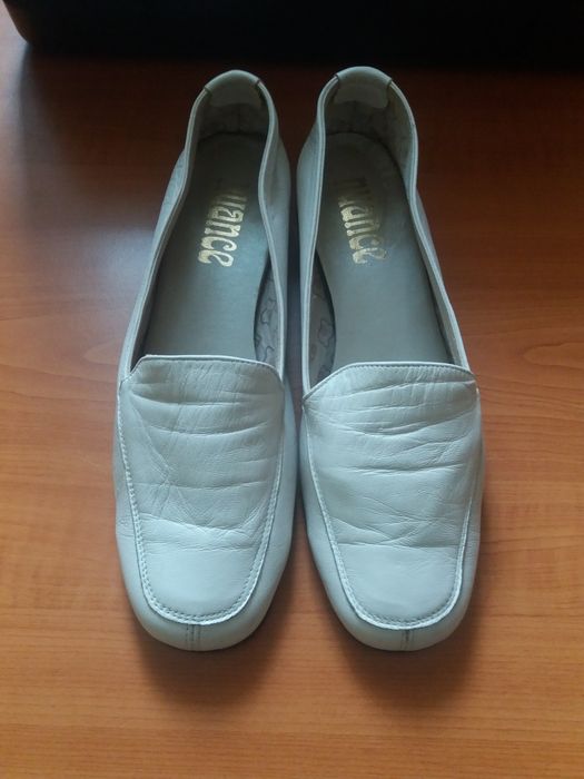 Sapatos de pele NUANCE Tam. 38 / 39