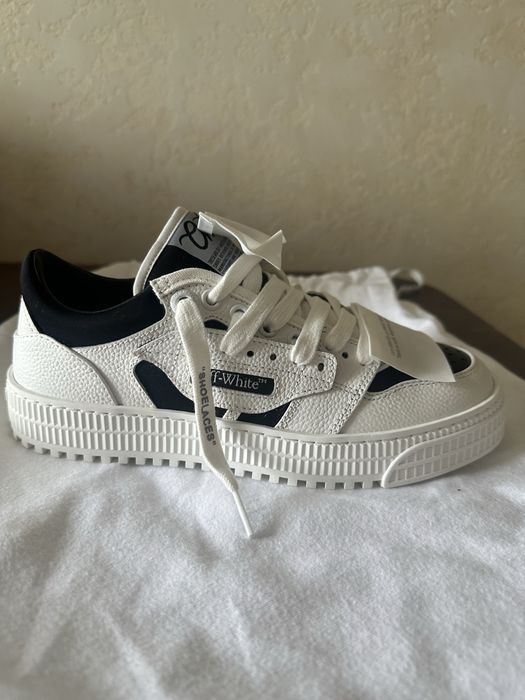 Off-White Low 3.0 Off Court Кросівки Жіночі(Оригінал, нові) — zdjęcie 4