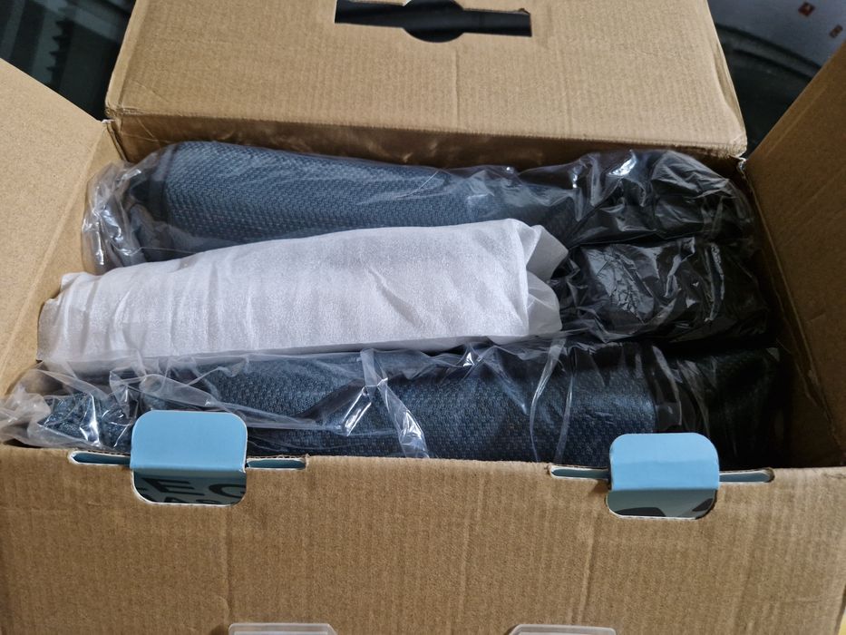 Massageador de Pernas
Funcionalidade: Massagem Shiatsu para relaxamen