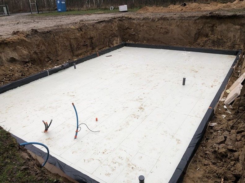Płyty fundamentowe, stopy, wylewki, fundamenty, roboty żelbetowe