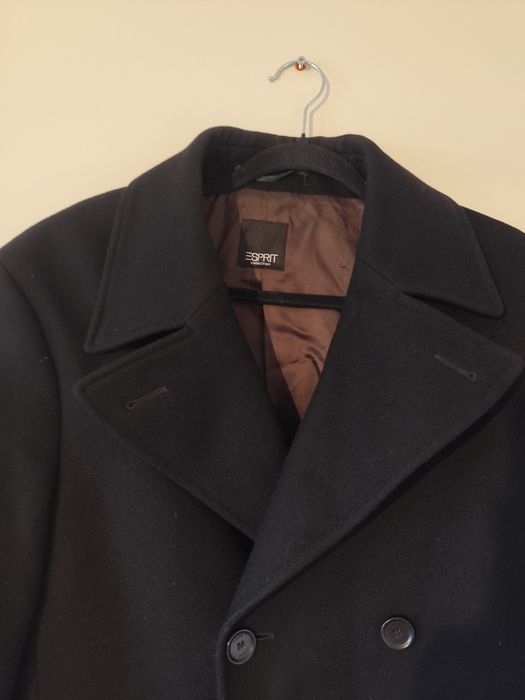 Czarny dwurzędowy płaszcz Esprit 48 z kieszeniami