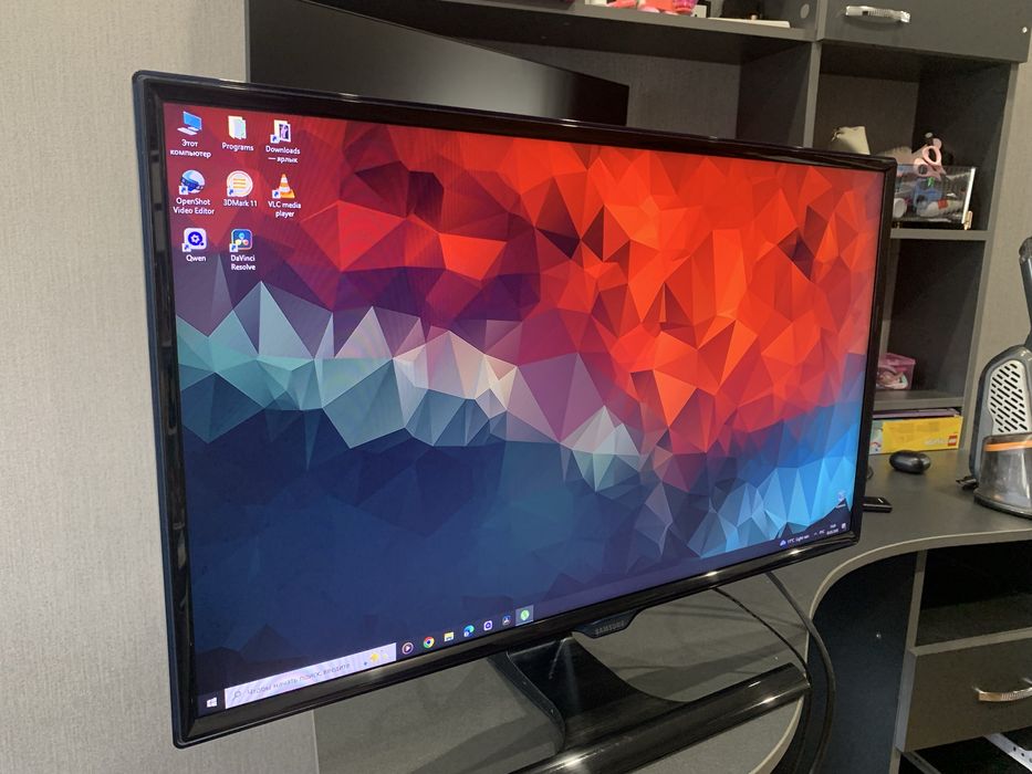 Монітор 27" Samsung S27E390HS. Идеальное состояние. Без битых пикселей и засветов. Полный комплект