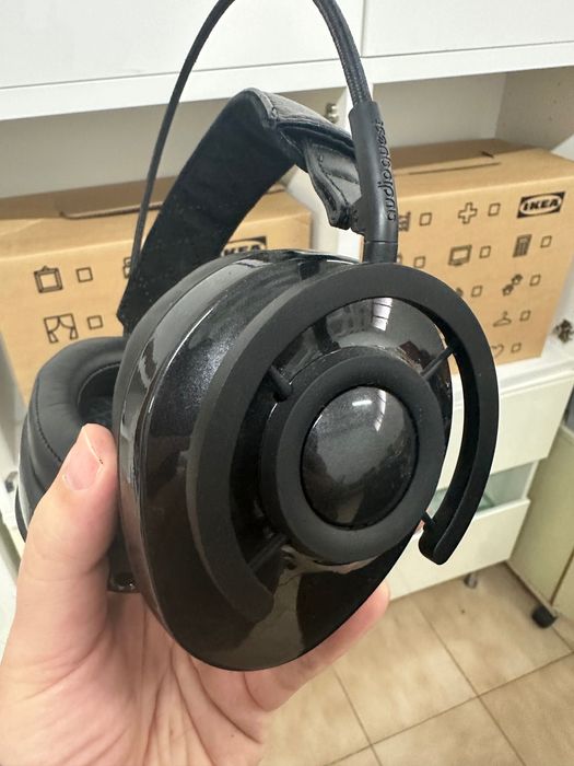 Headphones Premium Audioquest NightOwl Carbon