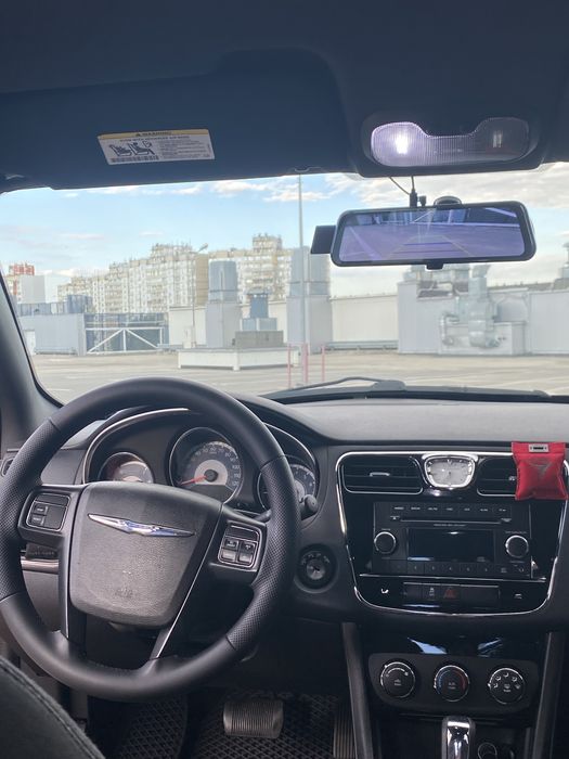 Chrysler 200 2013г.в.