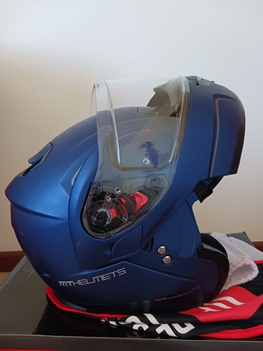 Capacete Modular MT Helmets