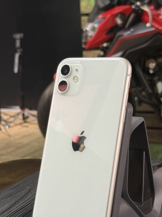 iPhone 11 64 GB Trade in